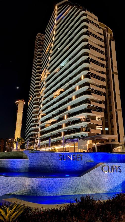 Sunset Cliffs Modern Apartment Μπένιντορμ Εξωτερικό φωτογραφία