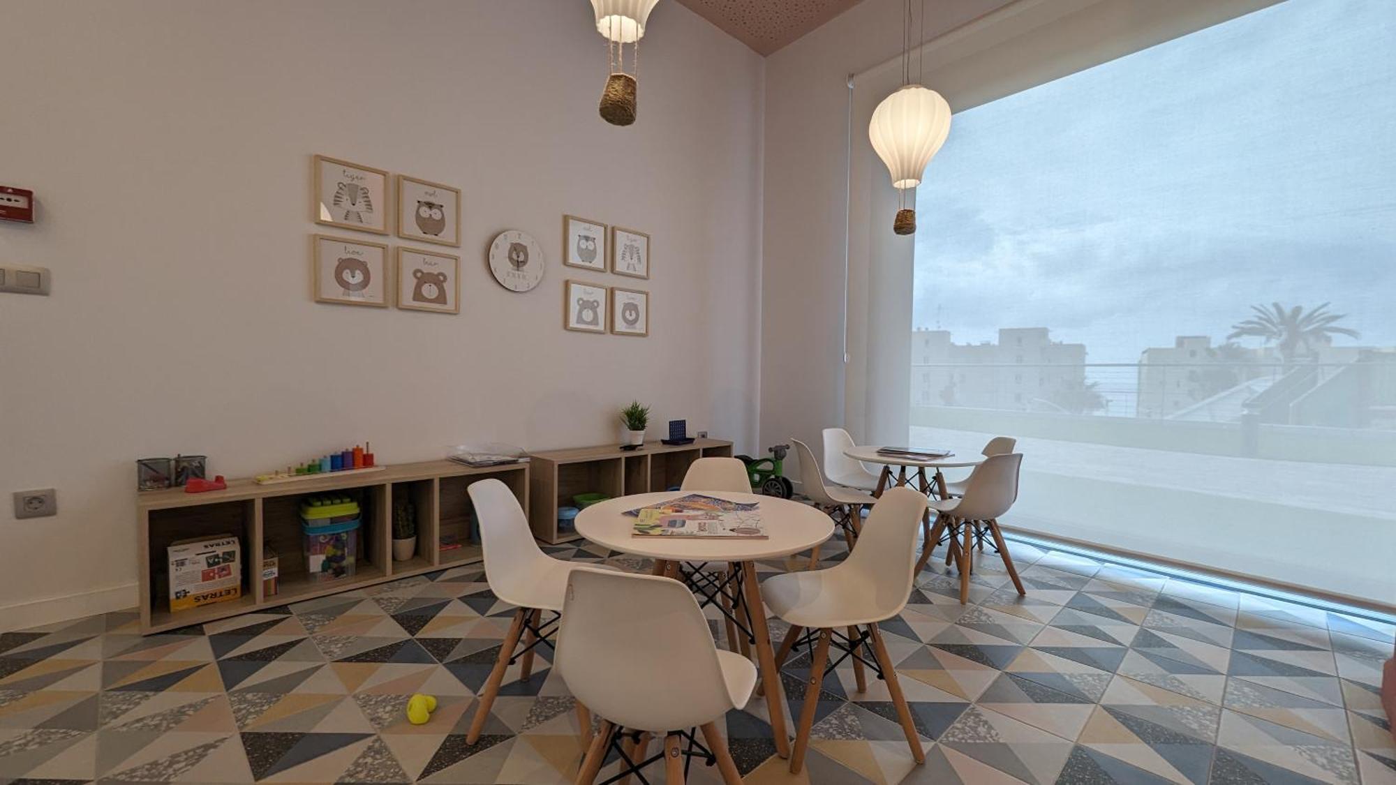 Sunset Cliffs Modern Apartment Μπένιντορμ Εξωτερικό φωτογραφία