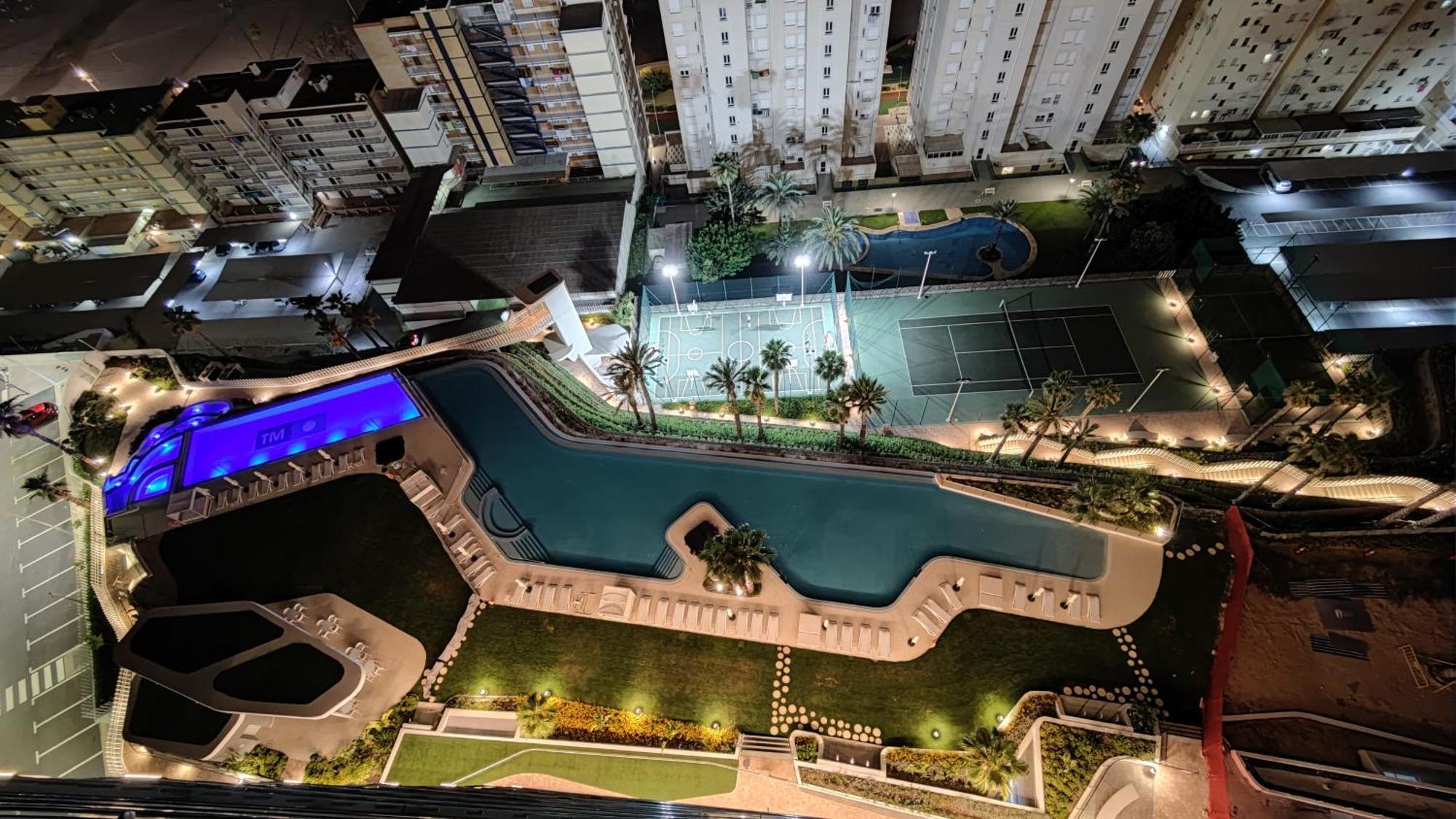 Sunset Cliffs Modern Apartment Μπένιντορμ Εξωτερικό φωτογραφία